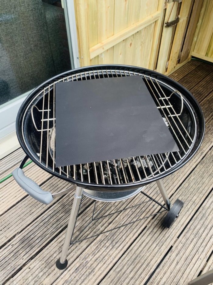 BBQ mat 40x30 cm