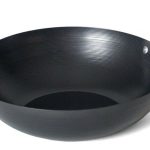 WOK M/HOUTEN HANDVATEN 28CM